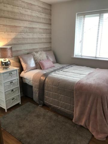 Double Room With En-Suite. Central For North West Rainhill Exterior foto