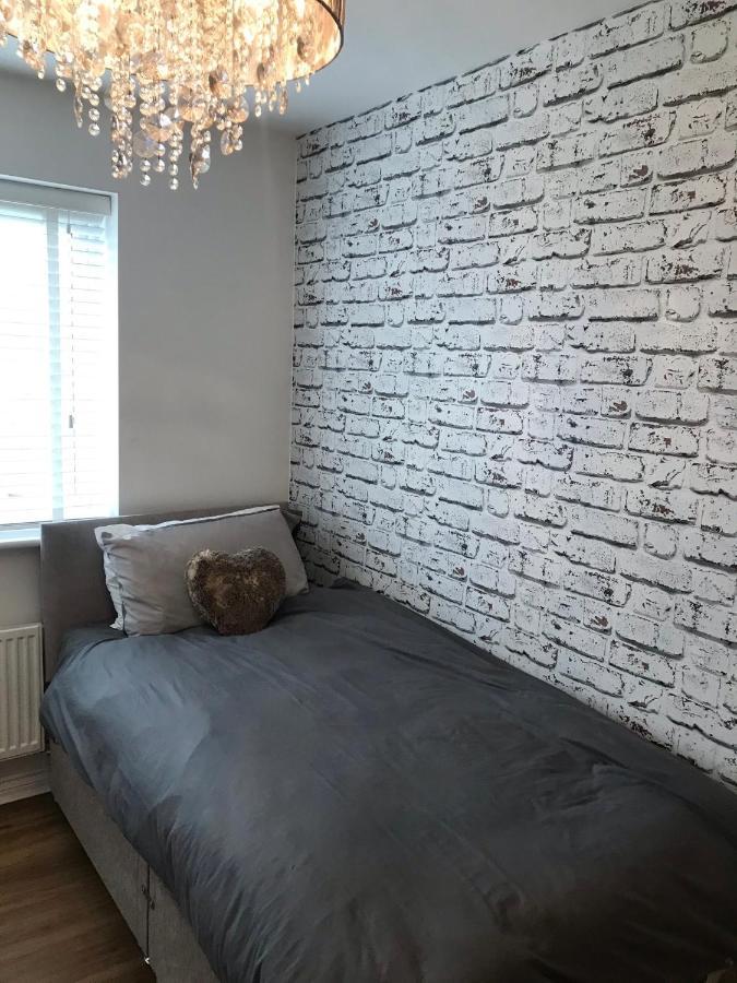 Double Room With En-Suite. Central For North West Rainhill Exterior foto